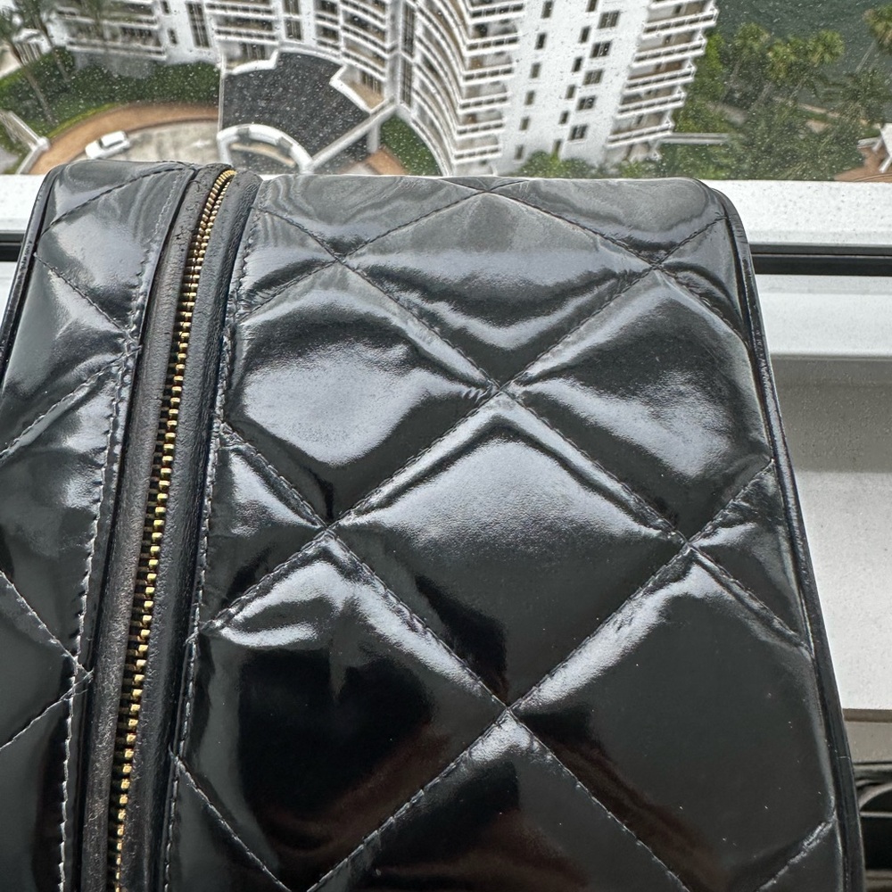Chanel Black Patent Vanity 4 series 1997 - Picture 6 of 16